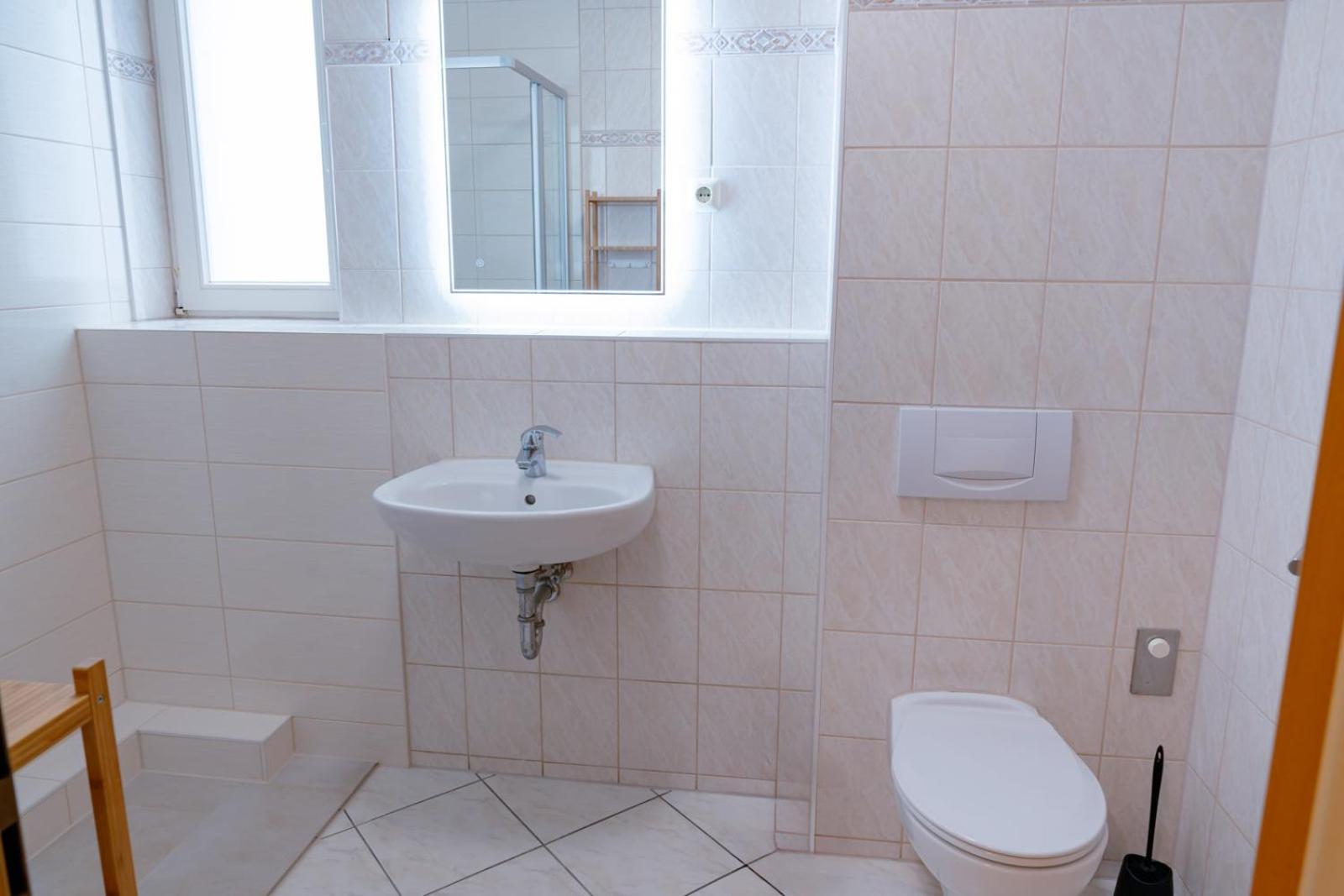 Apartmenthaus Chrischanshof Rostock Rom bilde