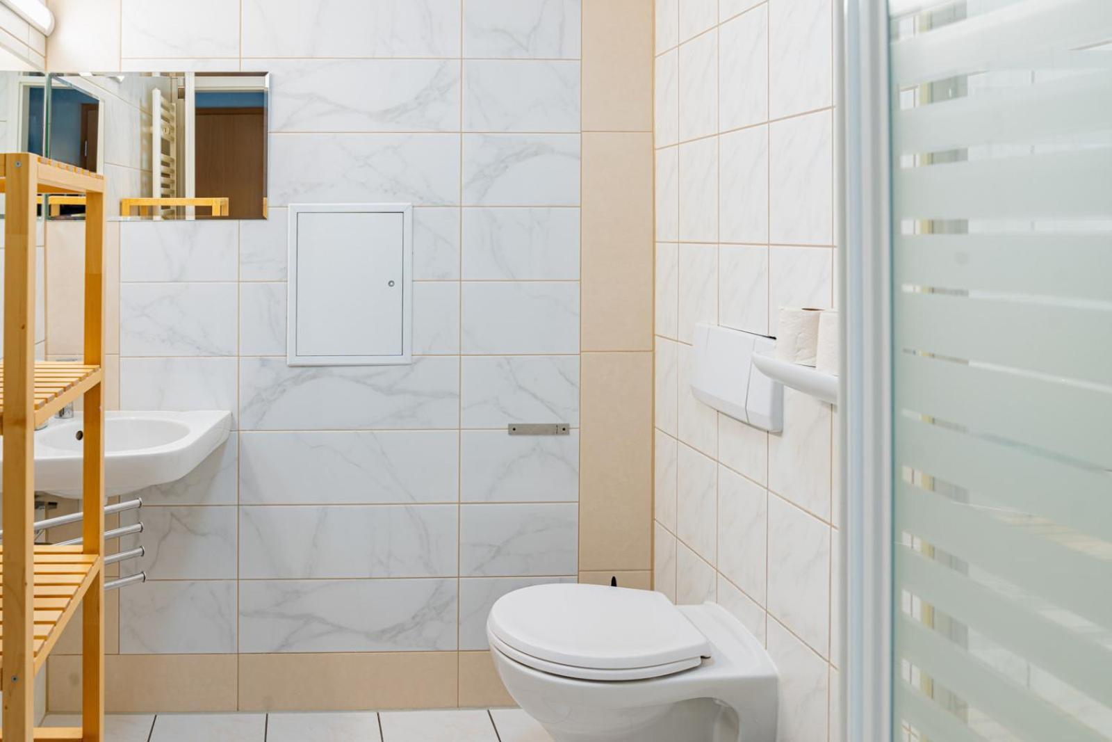 Apartmenthaus Chrischanshof Rostock Rom bilde